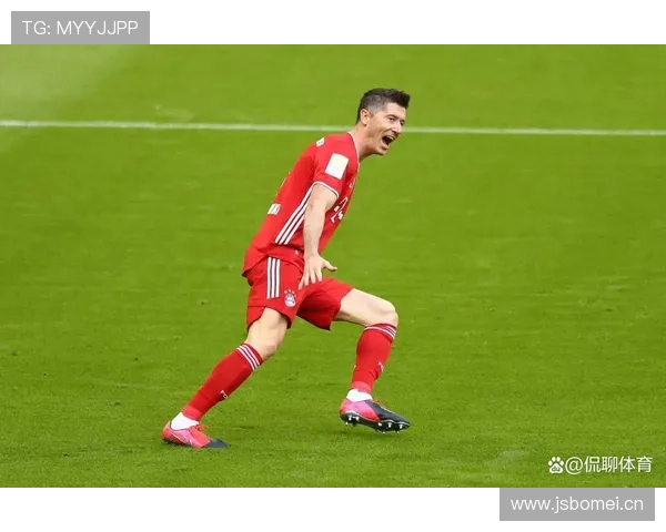 莱万多夫斯基肩伤恢复情况及对本赛季表现的潜在影响 莱万多夫斯基肩伤恢复情况及对本赛季表现的潜在影响