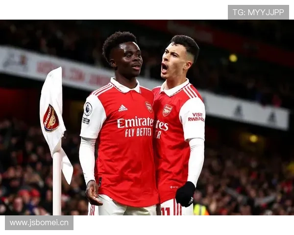 萨卡：欧联杯首秀到英超顶级边锋的崛起起点