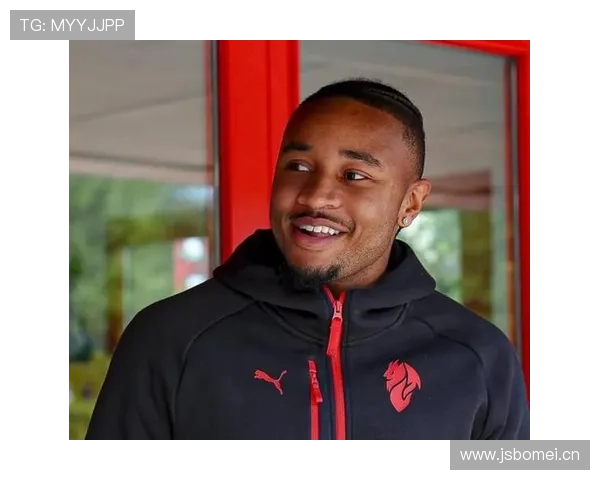 恩昆库：从巴黎青训到德甲MVP的逆袭之路解析